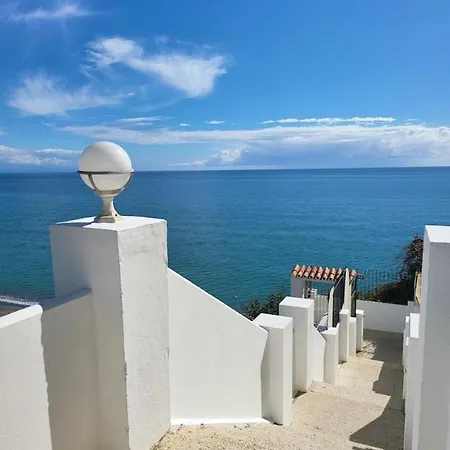 Amazing Frontline Sea Views Castillo Del Vigia * Torremolinos