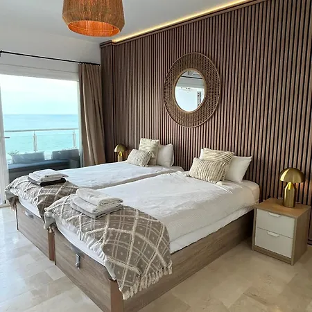 Amazing Frontline Sea Views Castillo Del Vigia * Торремолинос