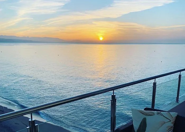 Amazing Frontline Sea Views Castillo Del Vigia Torremolinos