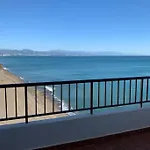 Amazing Frontline Sea Views Castillo Del Vigia * 托雷莫利诺斯